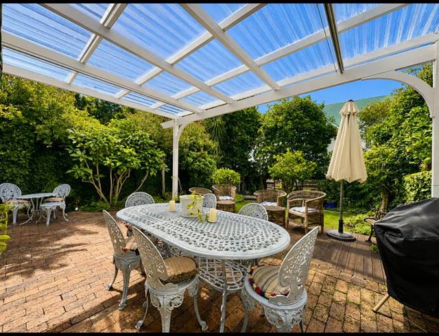 3 BEDROOM TOWNHOUSE FOR SALE IN SCOTT ESTATE